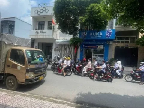 MT kinh doanh Hà Thị Đát, Cầu Xéo, phường tân sơn nhì. 4x21m.2 lầu mới cứng