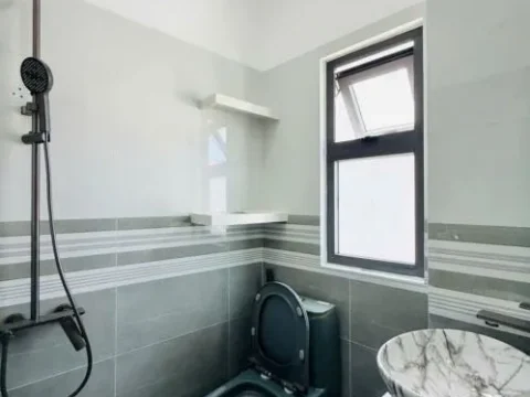 Nhà Xây Mới - Căn Góc -Full Nội Thất💎 Hẻm 5M Thống Nhất P15 💎4x13m-3 Lầu-5PN-5WC💵15TR