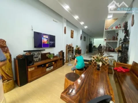 MT kinh doanh Hà Thị Đát, Cầu Xéo, phường tân sơn nhì. 4x21m.2 lầu mới cứng