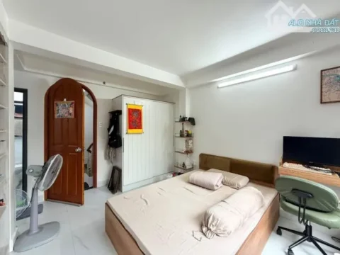 Giảm giá sâu! Chốt giá 3Tỷ330 cho nhà hẻm oto Bà Huyện Thanh Quan, Q3 (DT hơn 78m2)
