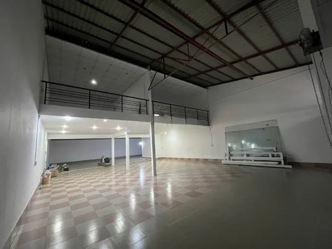 CHO THUÊ MẶT BẰNG 1466B HUỲNH TẤN PHÁT, QUẬN 7, KHOẢNG 200M2