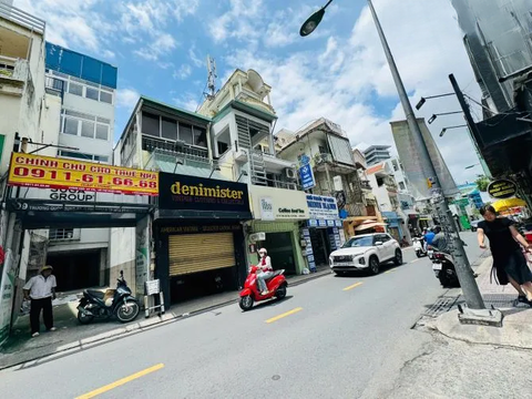 Cho thuê nhà mặt tiền 9 Trương Quốc Dung, P.8, Quận Phú Nhuận, 100 triệu/ tháng