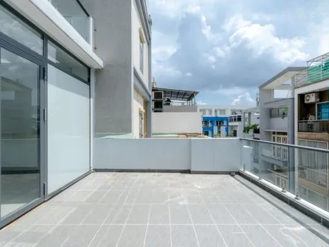 CHO THUÊ TÒA NHÀ 2 MẶT TIỀN ĐƯỜNG LÝ THƯỜNG KIỆT - ĐỐI DIỆN NHÀ THI ĐẤU PHÚ THỌ