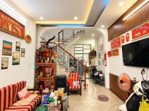 🏡 4,4 TỶ , 3 P.Ngủ, 2 Tầng, Hẻm ô tô thông, Đường Số 6