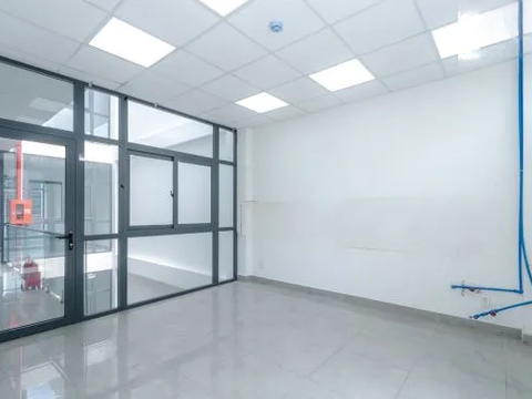 CHO THUÊ TÒA NHÀ 2 MẶT TIỀN ĐƯỜNG LÝ THƯỜNG KIỆT - ĐỐI DIỆN NHÀ THI ĐẤU PHÚ THỌ