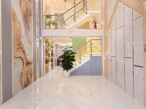 XOAY VỐN BÁN NHANH NHÀ LÝ THÁI TỔ, QUẬN 10. GIÁ:4,36Tỷ/5x12,7m. 4LẦU. SỔ HỒNG RIÊNG