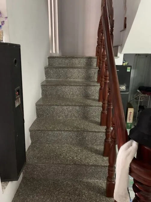 Bán nhà 1 trệt 1 lầu 3PN Trung Mỹ Tây 13A, Diện tích 4x20 giá cực ngộp 1,5 tỷ SHR