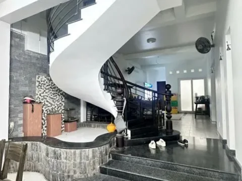 NHÀ ĐẸP 4 TẦNG - 4 PHÒNG NGỦ LÊ QUANG ĐỊNH.GẦN NƠ TRANG LONG, VÀO Ở NGAY 25TR/thg