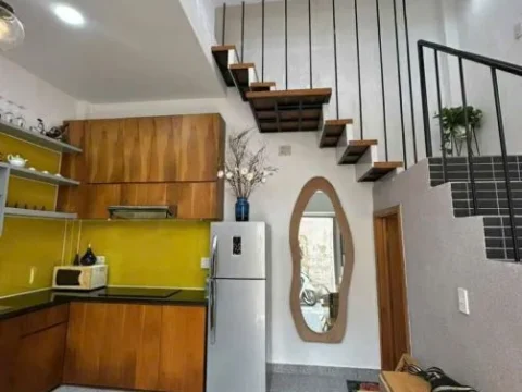 Nguyên căn FULL NỘI THẤT- cầm bá thước- Trệt 2 lầu sân thượng - 2pn 15tr