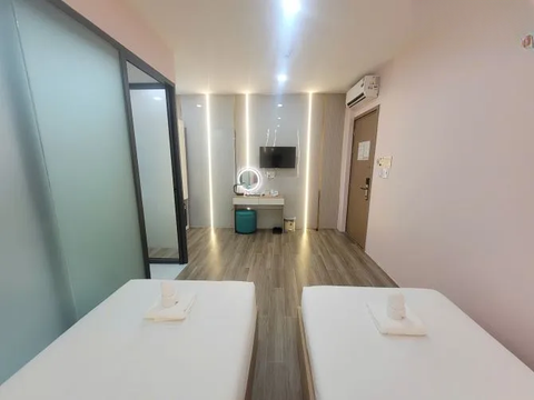 HOT! KHÁCH SẠN KHU SÂN BAY 26 PHÒNG – HĐT 200TR/THÁNG – GIÁ 42 TỶ-DÒNG TIỀN ~6%/NĂM