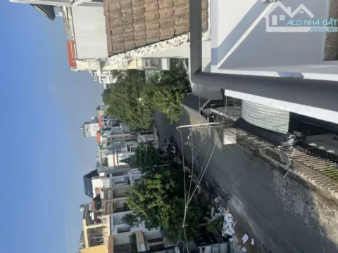 BÁN BIỆT THỰ MẶT TIỀN ĐƯỜNG SỐ 3 – KHU TÊN LỬA, BÌNH TÂN ( 10x20m) 3 Lầu. GIẢM MẠNH 30 TỶ