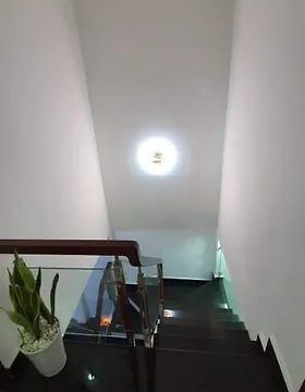 BÁN NHÀ HẺM HỒNG BÀNG, Q.11 - Nhà trống vào ở ngay.