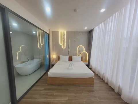HOT! KHÁCH SẠN KHU SÂN BAY 26 PHÒNG – HĐT 200TR/THÁNG – GIÁ 42 TỶ-DÒNG TIỀN ~6%/NĂM
