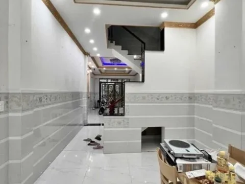 CHÚ TRÁNG BÁN GẤP NHÀ NGÔ THỜI TRUNG, Q5. GIÁ:3TỶ770/65,5m2. 3LẦU. SỔ HỒNG CHÍNH CHỦ