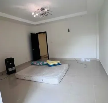 NGUYÊN CĂN - VIEW CÔNG VIÊN Nguyễn Thượng Hiền 5x20m 3 tầng 4pn nội thất cơ bản 27tr