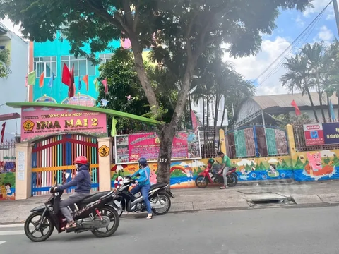 Bán nhà mặt tiền Dương Thị Mười, Quận 12, 38,4m2, sàn gỗ, 1 tầng 1lửng