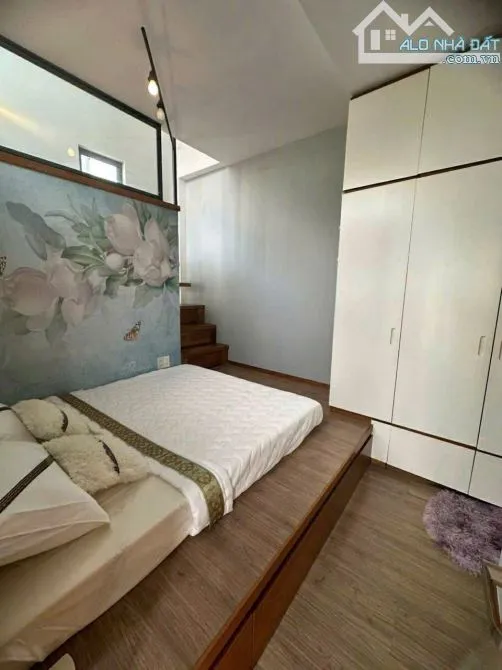 Nguyên căn FULL NỘI THẤT- cầm bá thước- Trệt 2 lầu sân thượng - 2pn 15tr