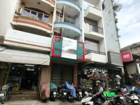 Cho thuê nhà Mặt tiền gần Dương Tử Giang, Quận 5- 4x20- 5 tấm-33 triệu/ tháng- 6 phòng 4w