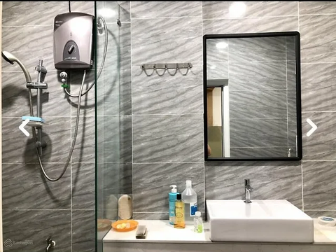 Chính chủ bán căn hộ chung cư Lý Văn Phức, Quận 1, 60m2, sổ hồng