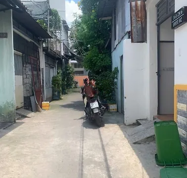 Nhà hẻm 4m ngay chợ Cây Sộp - Đông Hưng Thuận - Quận 12 - 3,6x21m