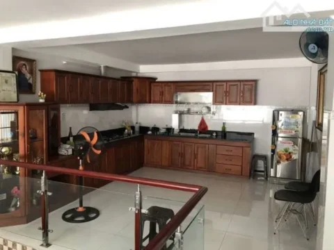 NGUYÊN CĂN 4PN SÂN THƯỢNG-NƠ TRANG LONG-NHÀ ĐẸP 4 TẦNG =-NHÀ ĐẸP