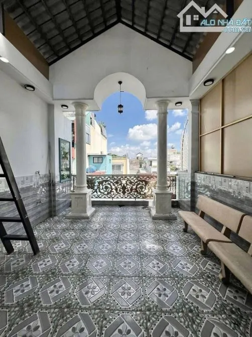 CHÚ TRÁNG BÁN GẤP NHÀ NGÔ THỜI TRUNG, Q5. GIÁ:3TỶ770/65,5m2. 3LẦU. SỔ HỒNG CHÍNH CHỦ