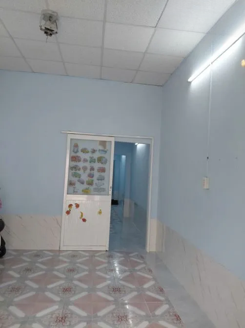 Cho thuê nhà 2pn ở ngay đường Trương Văn Thành, Hiệp Phú cũ