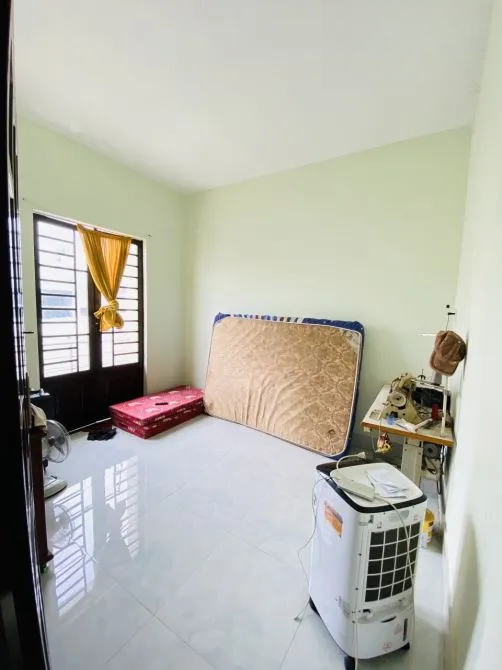Bán nhà 1 trệt 1 lầu 3PN Trung Mỹ Tây 13A, Diện tích 4x20 giá cực ngộp 1,5 tỷ SHR