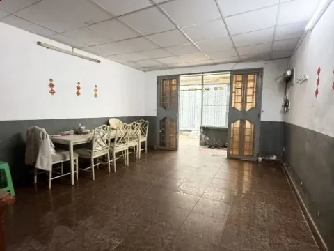 Nhà nguyên căn thuê 12.5tr/th. Âu Dương Lân Quận 8, 3PN Hẻm xe hơi.