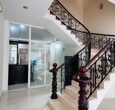 NGUYÊN CĂN - VIEW CÔNG VIÊN Nguyễn Thượng Hiền 5x20m 3 tầng 4pn nội thất cơ bản 27tr