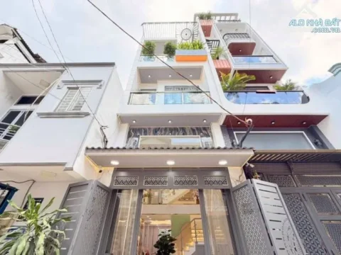 XOAY VỐN BÁN NHANH NHÀ LÝ THÁI TỔ, QUẬN 10. GIÁ:4,36Tỷ/5x12,7m. 4LẦU. SỔ HỒNG RIÊNG