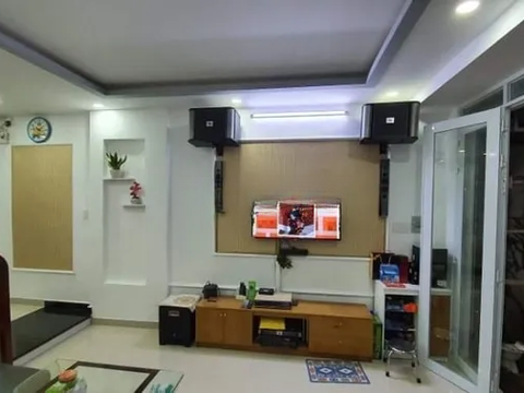 BÁN NHÀ HẺM HỒNG BÀNG, Q.11 - Nhà trống vào ở ngay.