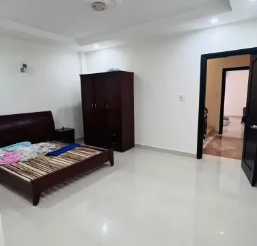 NGUYÊN CĂN - VIEW CÔNG VIÊN Nguyễn Thượng Hiền 5x20m 3 tầng 4pn nội thất cơ bản 27tr