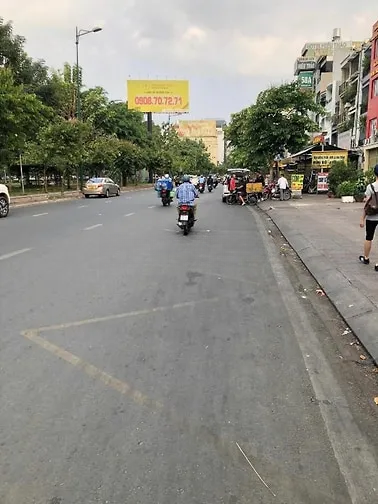 CHÍNH CHỦ BÁN NHÀ MẶT TIỀN BẠCH ĐẰNG GẦN SÂN BAY TÂN SƠN NHẤT, 4X16M
