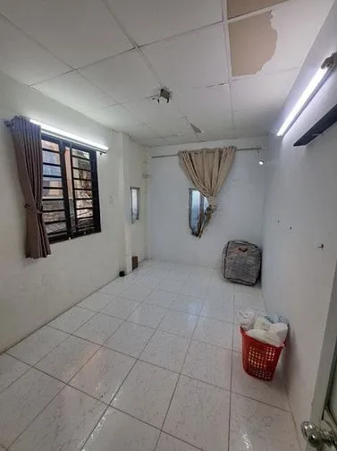 Bán nhà hẻm 6m Hòa Bình, Quận 11, 33m2, cực rẻ, chỉ 2 tỷ 99